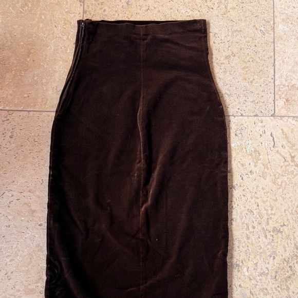 Romeo Gigli Brown Velvet Pencil Skirt - Picture 5 of 8